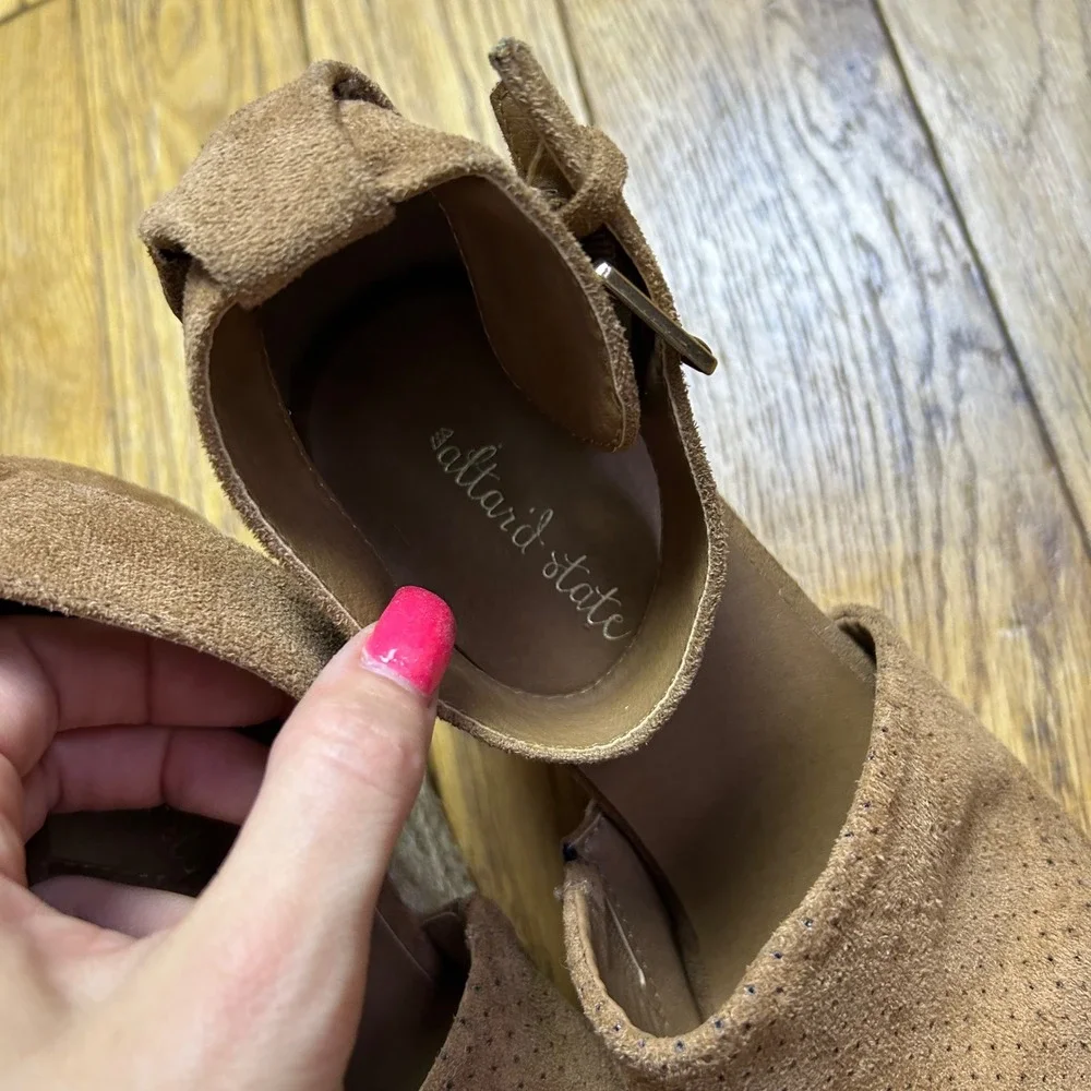 Altar'd State Brown Faux Suede Espadrille Wedge Sandals Perforated Size 8.5